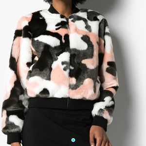 Sweaty Betty Malabar Faux Fur Camo Bomber Jacket Pink Gray Black Size Medium EUC